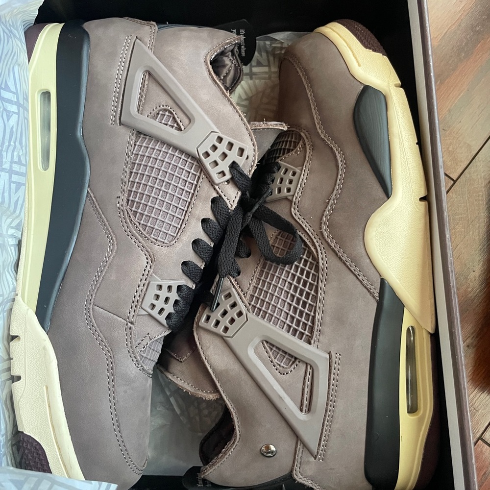 Air Jordan 4 retro size 12